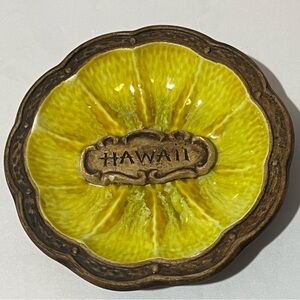Vintage 1960’s Treasure Craft Maui Hawaii Yellow Souvenir Dish Bowl Ashtray